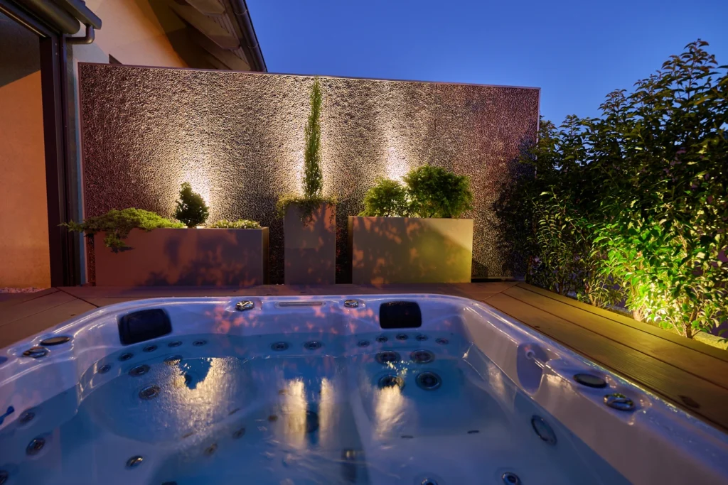 sichtschutz_f_r_den_garten-pool_umrandung-lampen_im_garten-sichtschutz_garten_pflanzen-pflanzen_als_sichtschutz-Ehmann-Gartengestaltung-0044